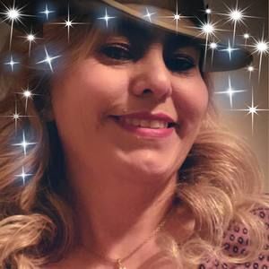 Meet your Posher, Ana